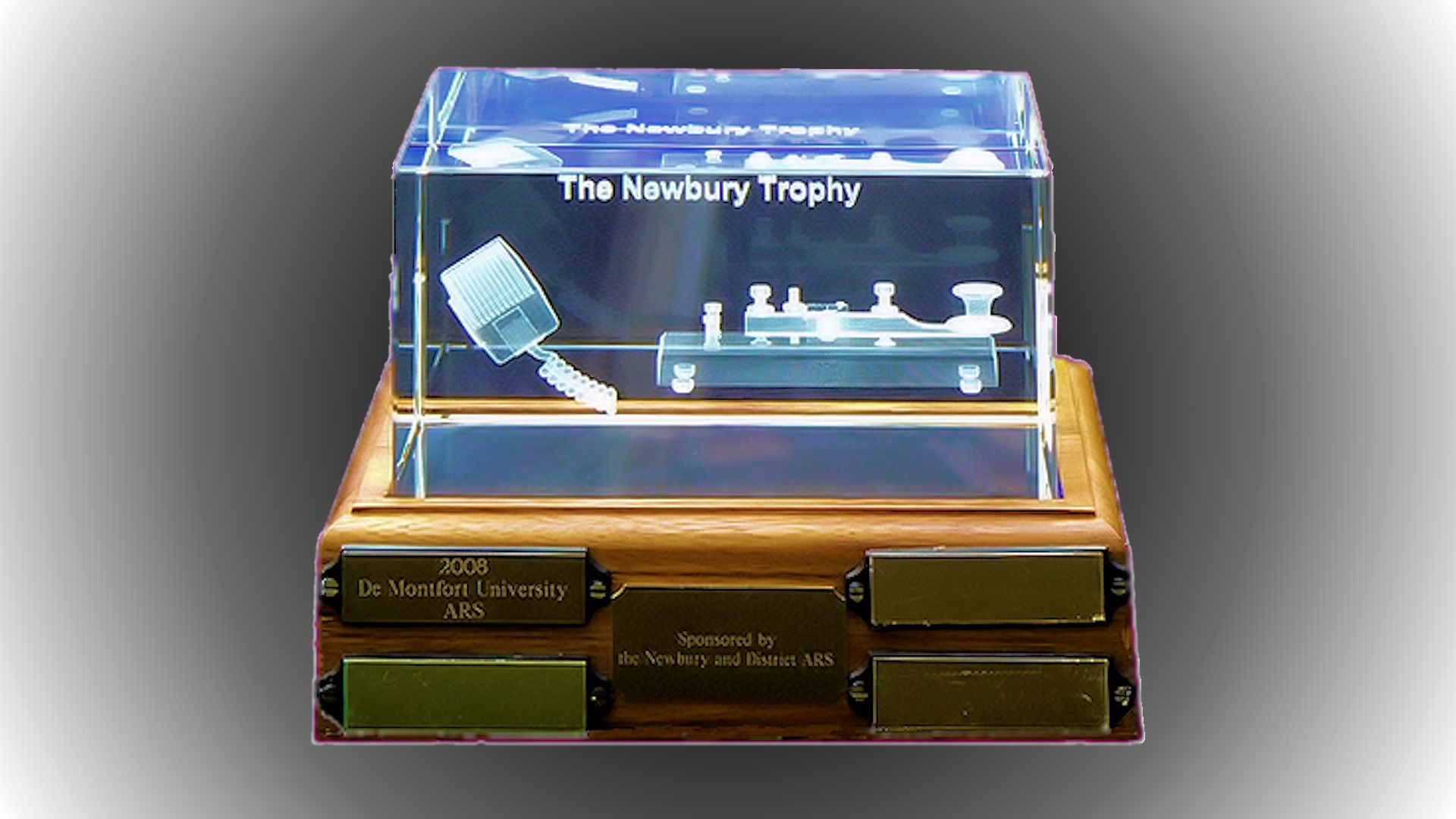 Newbury TROPHY TV size